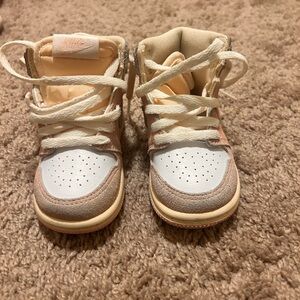 Pink Jordan 1 Retro High TD